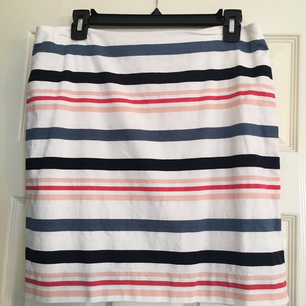 Cute summer skirt.